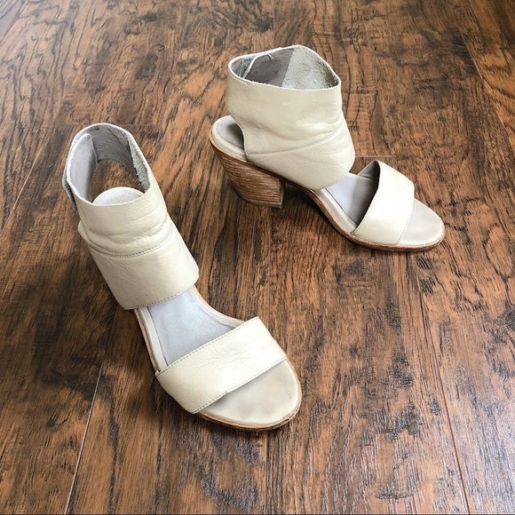 Eileen Fisher • Arts Ankle-Cuff Sandal stone beige wrap heel washed leather - Picture 15 of 15